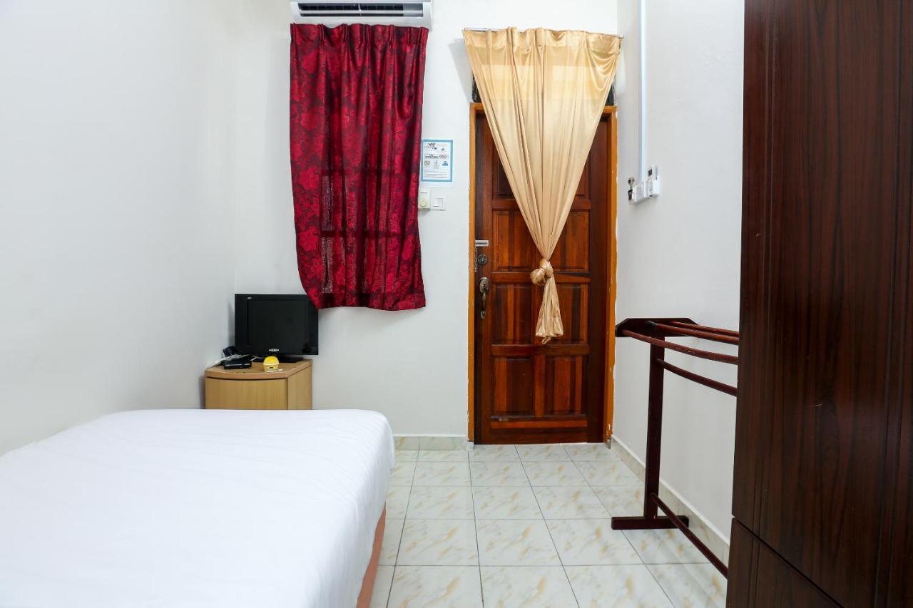 Oyo 89887 Chalet Yunie Marang Εξωτερικό φωτογραφία