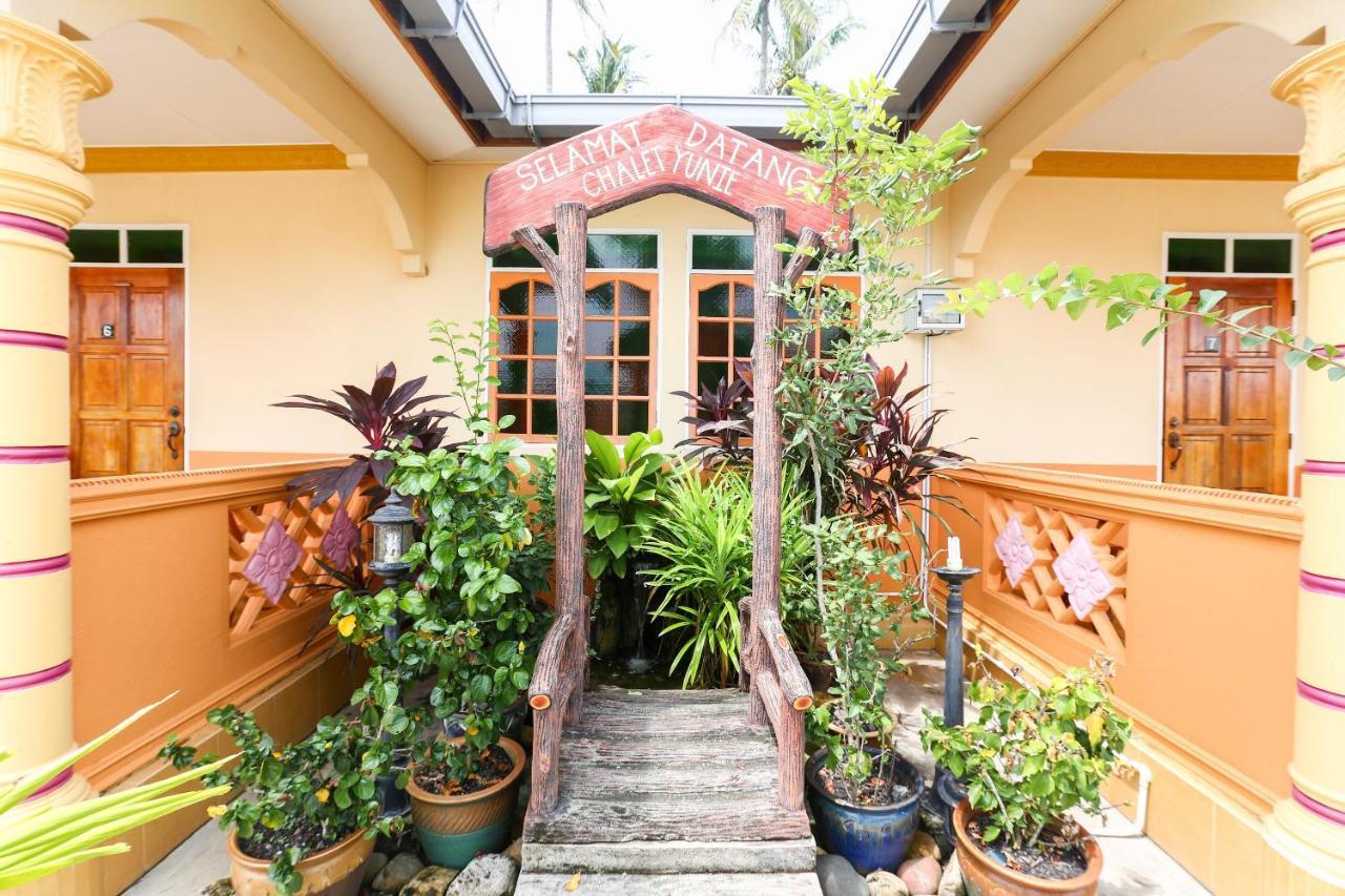 Oyo 89887 Chalet Yunie Marang Εξωτερικό φωτογραφία