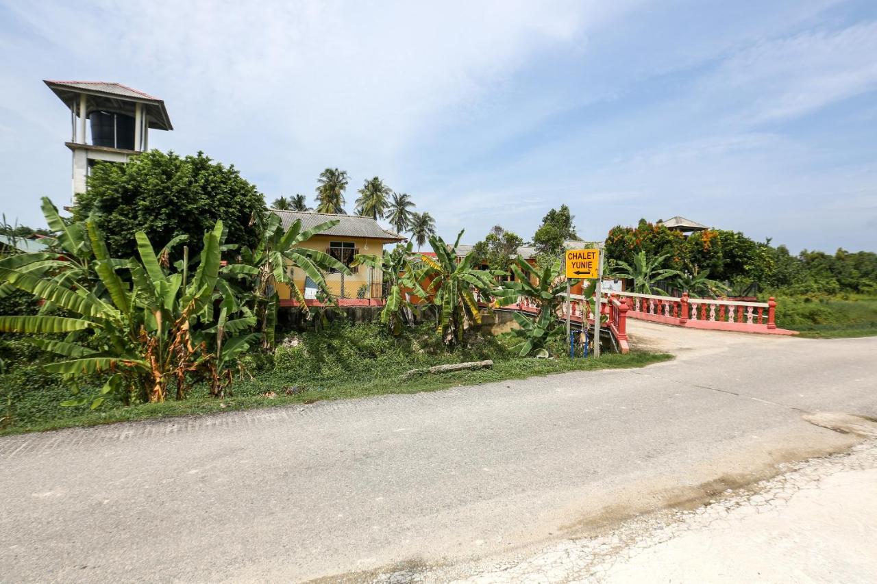 Oyo 89887 Chalet Yunie Marang Εξωτερικό φωτογραφία